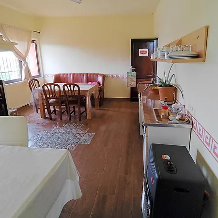 San Bernardo 3 Estrellas בית אירוח Montehermoso